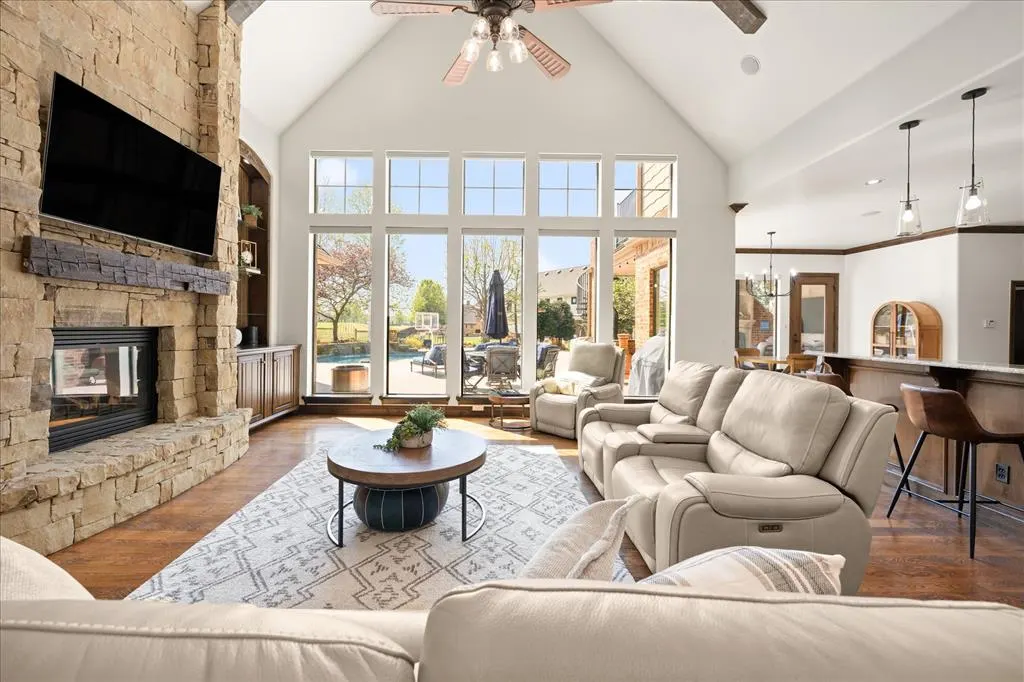Photo 10 — 408 Oak Summit Road, Edmond, OK 73025