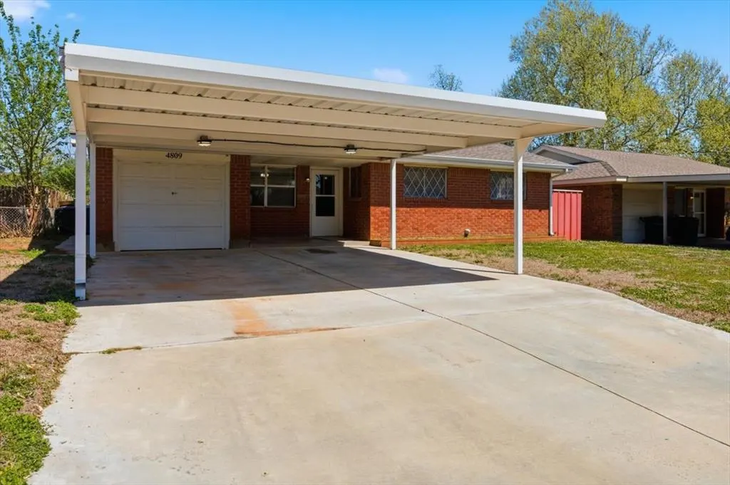 Photo 3 — 4809 S Park Vista Drive, Del City, OK 73115