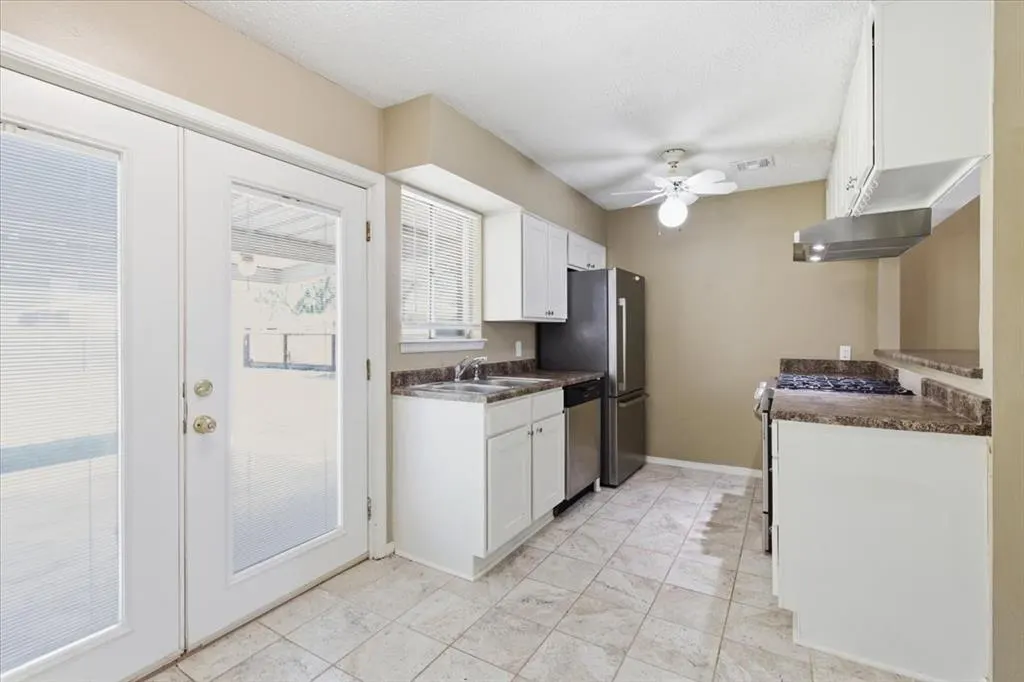 Photo 10 — 4809 S Park Vista Drive, Del City, OK 73115