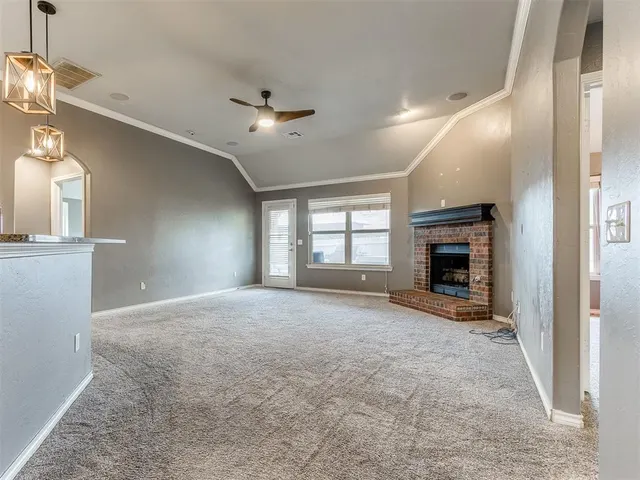 Photo 6 — 9108 NW 86th Court, Yukon, OK 73099