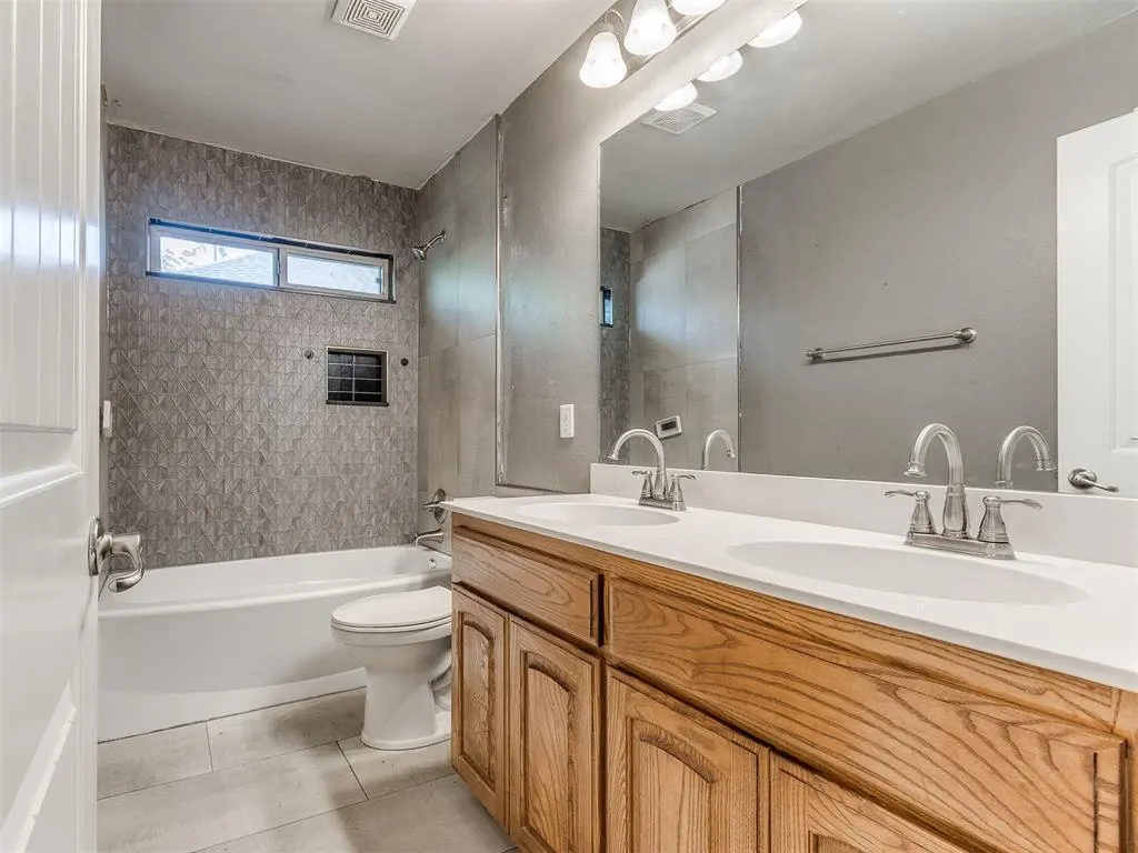 Photo 25 — 9108 NW 86th Court, Yukon, OK 73099