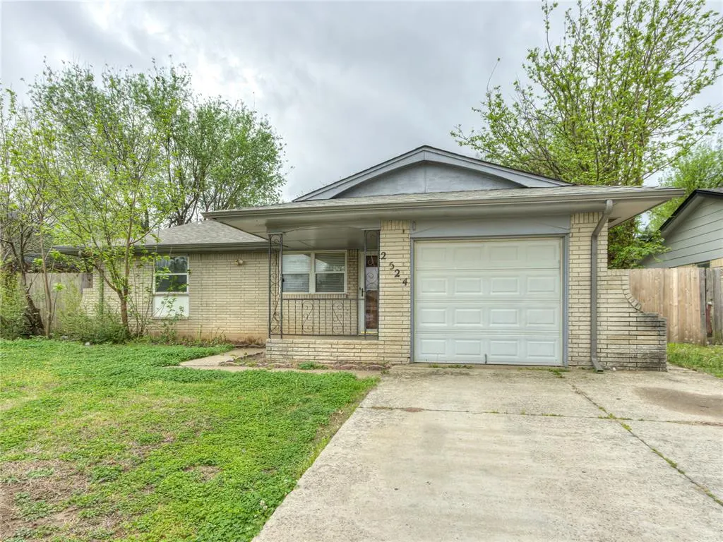 Photo 2 — 2524 SW 79th Street, Oklahoma City, OK 73159