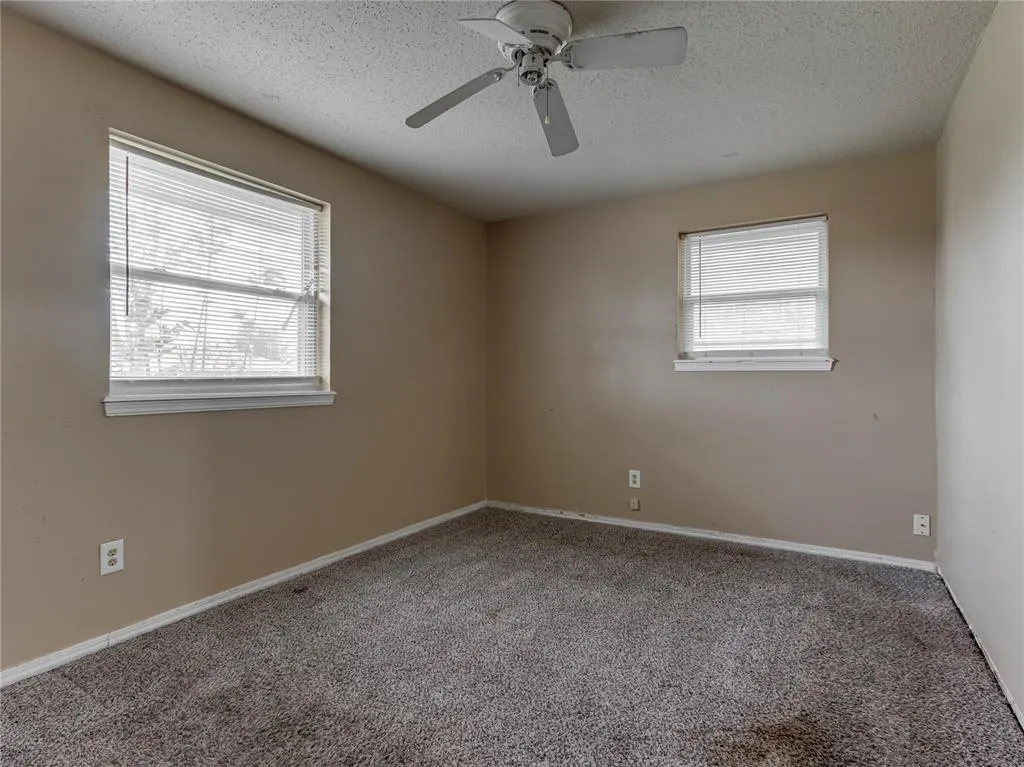 Photo 10 — 2524 SW 79th Street, Oklahoma City, OK 73159