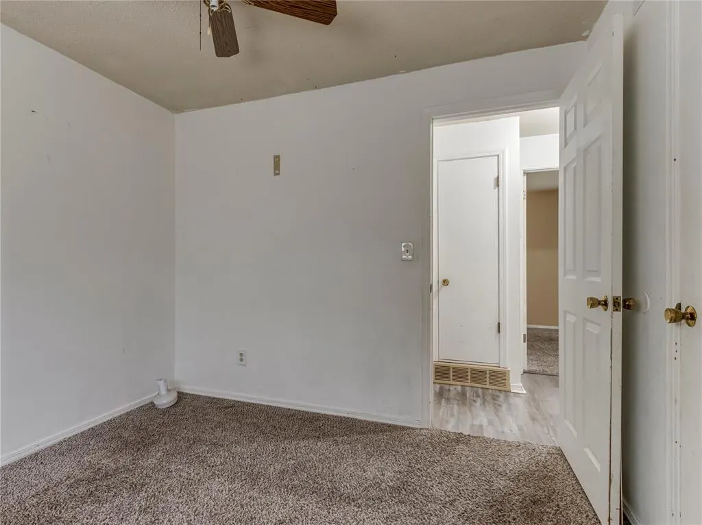 Photo 12 — 2524 SW 79th Street, Oklahoma City, OK 73159
