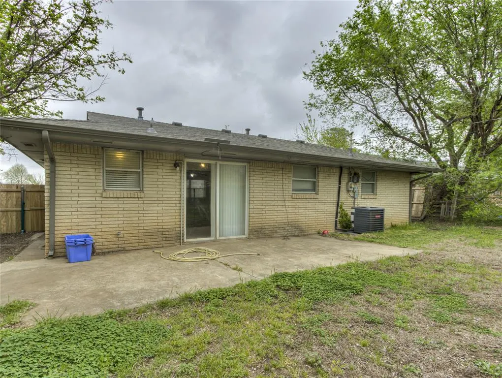 Photo 16 — 2524 SW 79th Street, Oklahoma City, OK 73159