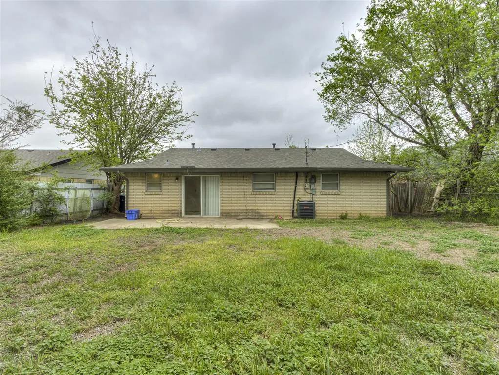 Photo 17 — 2524 SW 79th Street, Oklahoma City, OK 73159