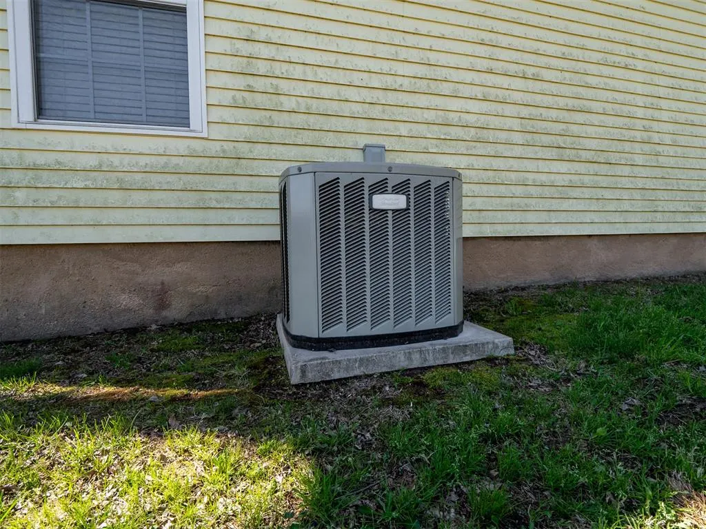 Photo 42 — 311 NW 1st Street, Checotah, OK 74426
