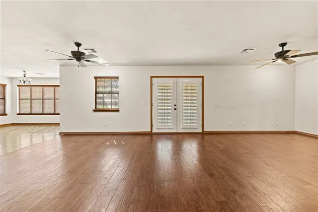 Photo 3 — 509 Walnut Street, Weatherford, OK 73096