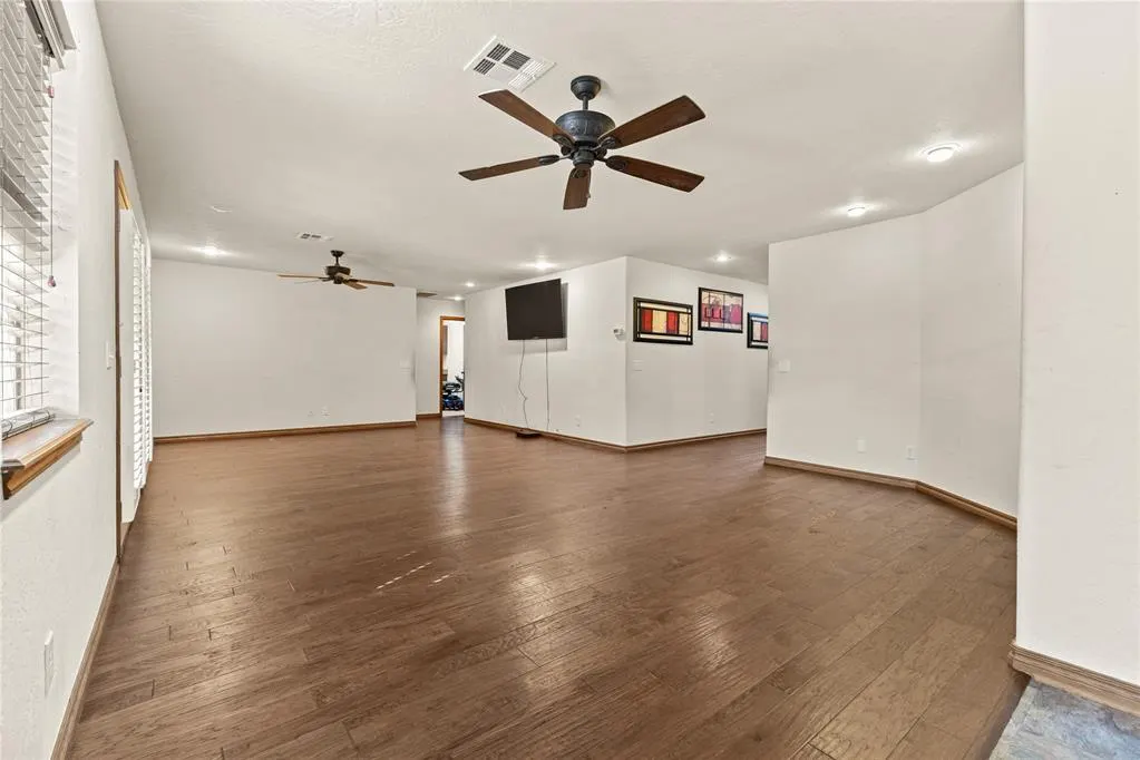 Photo 6 — 509 Walnut Street, Weatherford, OK 73096