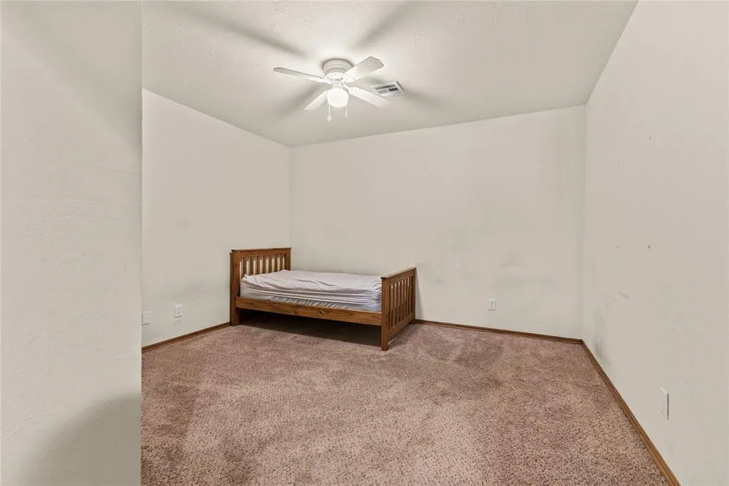 Photo 15 — 509 Walnut Street, Weatherford, OK 73096