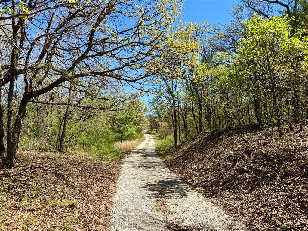 Photo 2 — 16351 Banner Road, Lexington, OK 73051