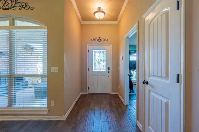 Photo 3 — 9804 SW 36th Street, Yukon, OK 73099