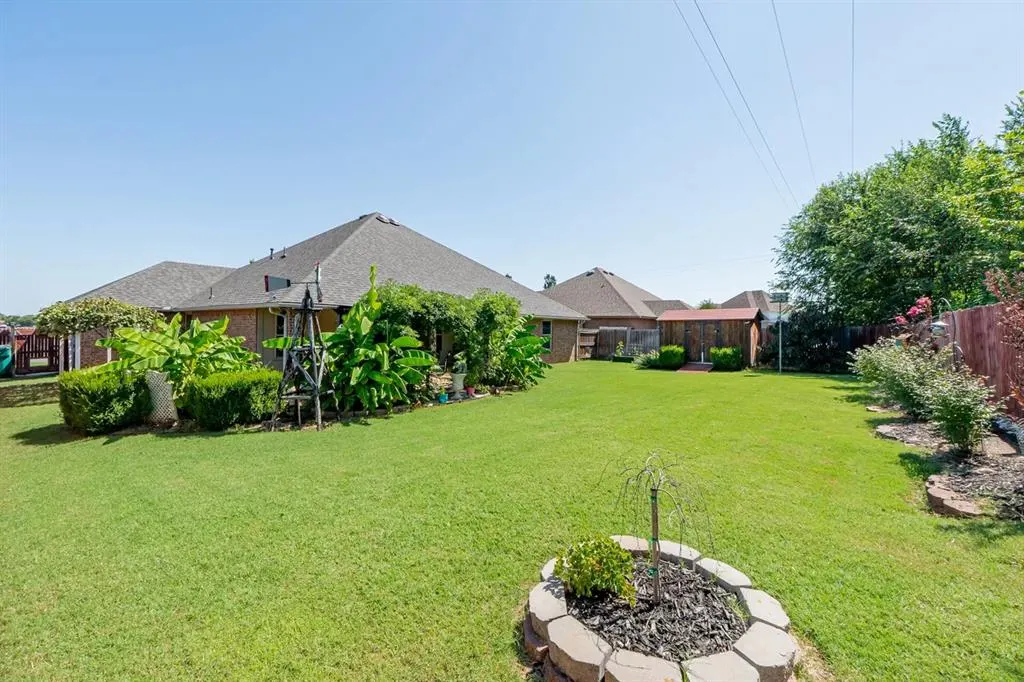 Photo 27 — 9804 SW 36th Street, Yukon, OK 73099