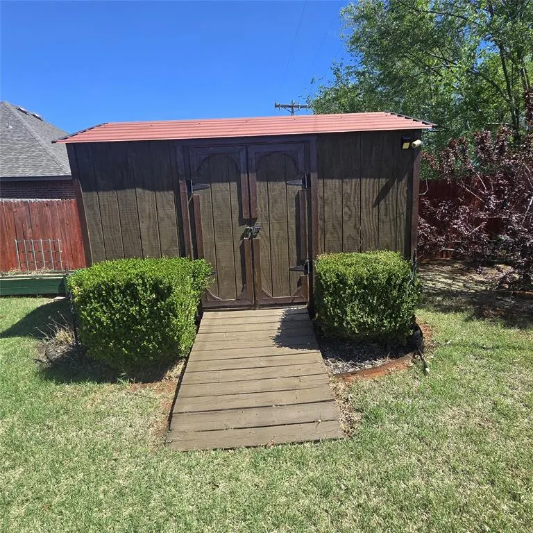 Photo 28 — 9804 SW 36th Street, Yukon, OK 73099