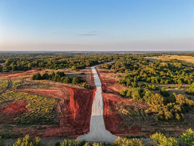Photo 4 — 001 E 1060 Road, McLoud, OK 74851