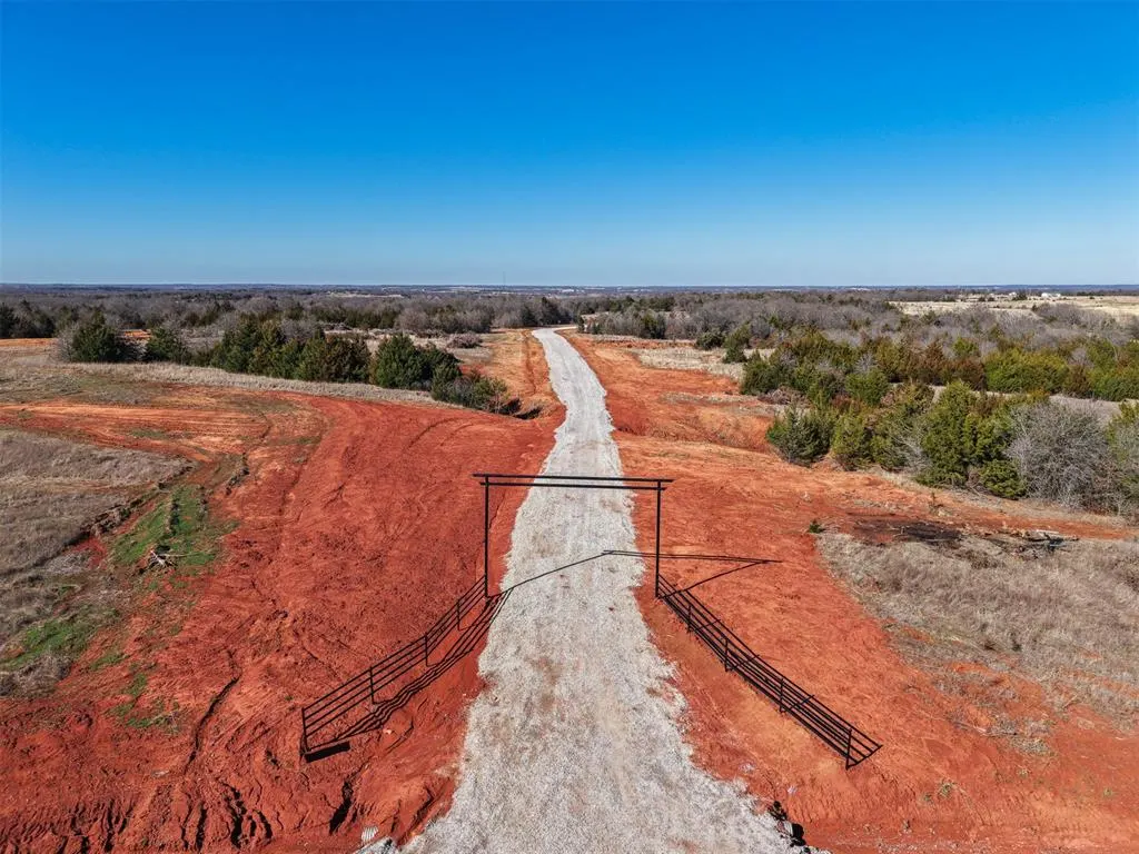 Photo 10 — 001 E 1060 Road, McLoud, OK 74851