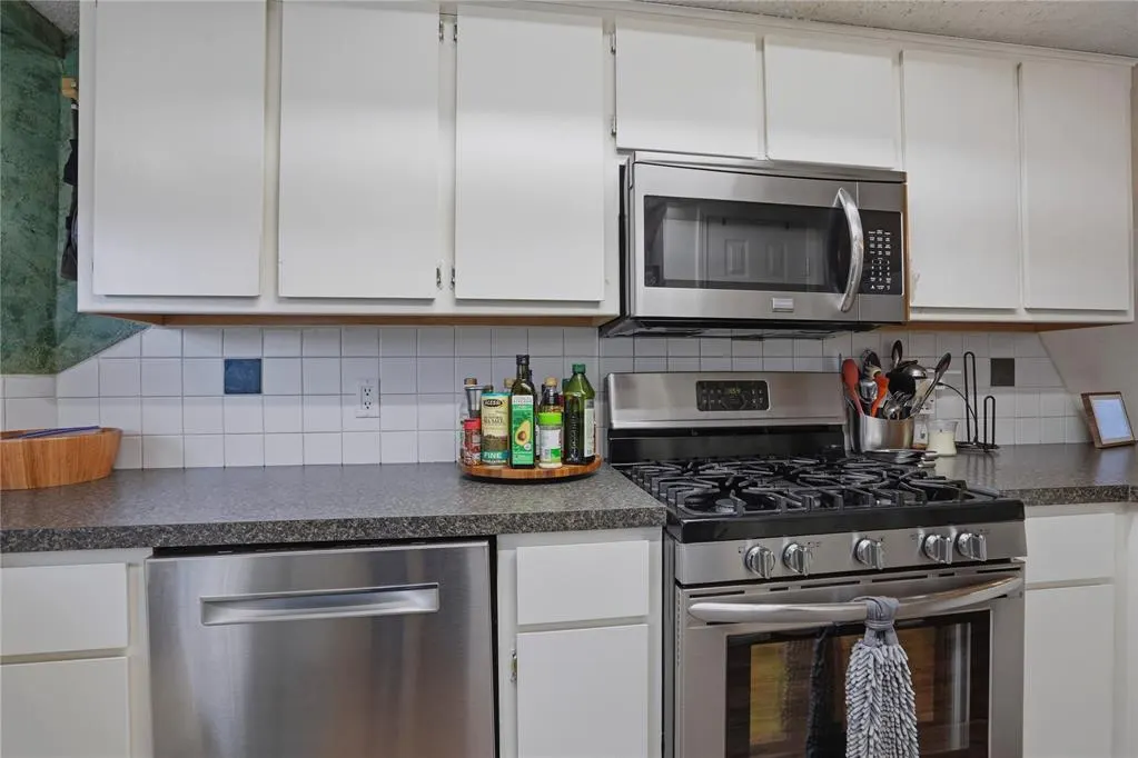Photo 13 — 17132 Sunny Hollow Road, Edmond, OK 73012