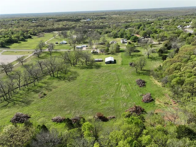 Photo 6 — 818 E 8th Street, Chandler, OK 74834