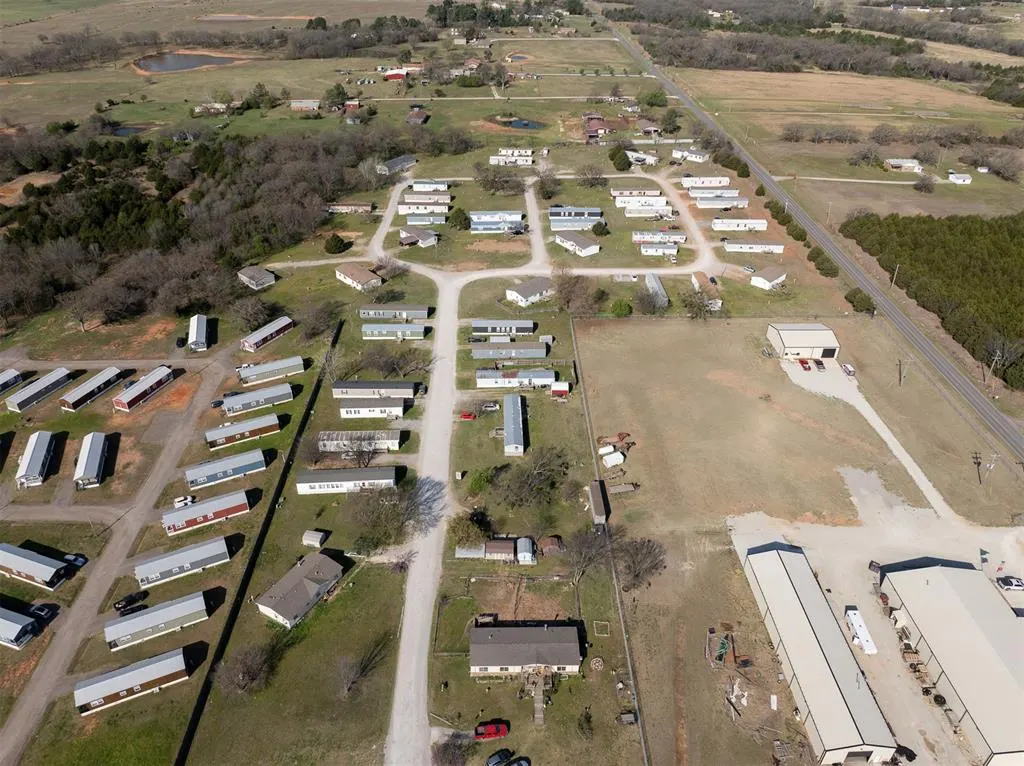 Photo 3 — 18100 Coker Road, Shawnee, OK 74801