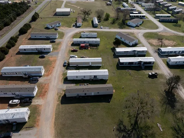 Photo 6 — 18100 Coker Road, Shawnee, OK 74801