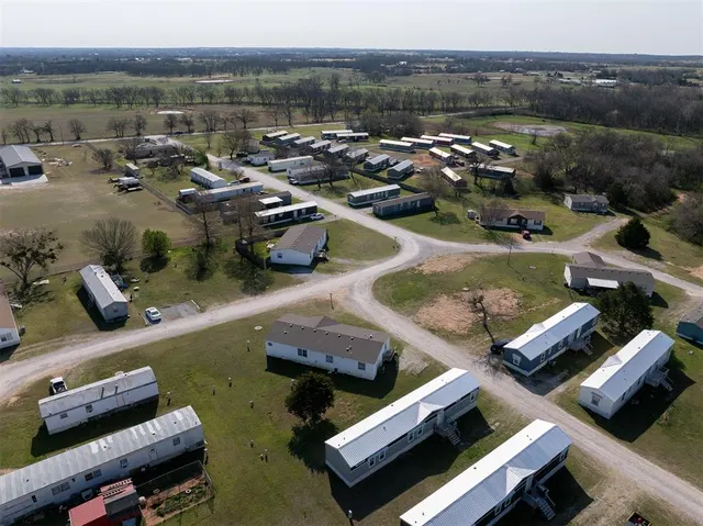 Photo 8 — 18100 Coker Road, Shawnee, OK 74801