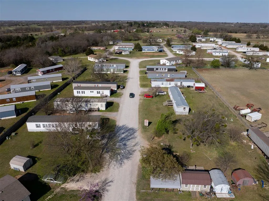 Photo 9 — 18100 Coker Road, Shawnee, OK 74801