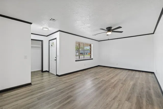 Photo 4 — 4908 N Warren Avenue, Oklahoma City, OK 73112