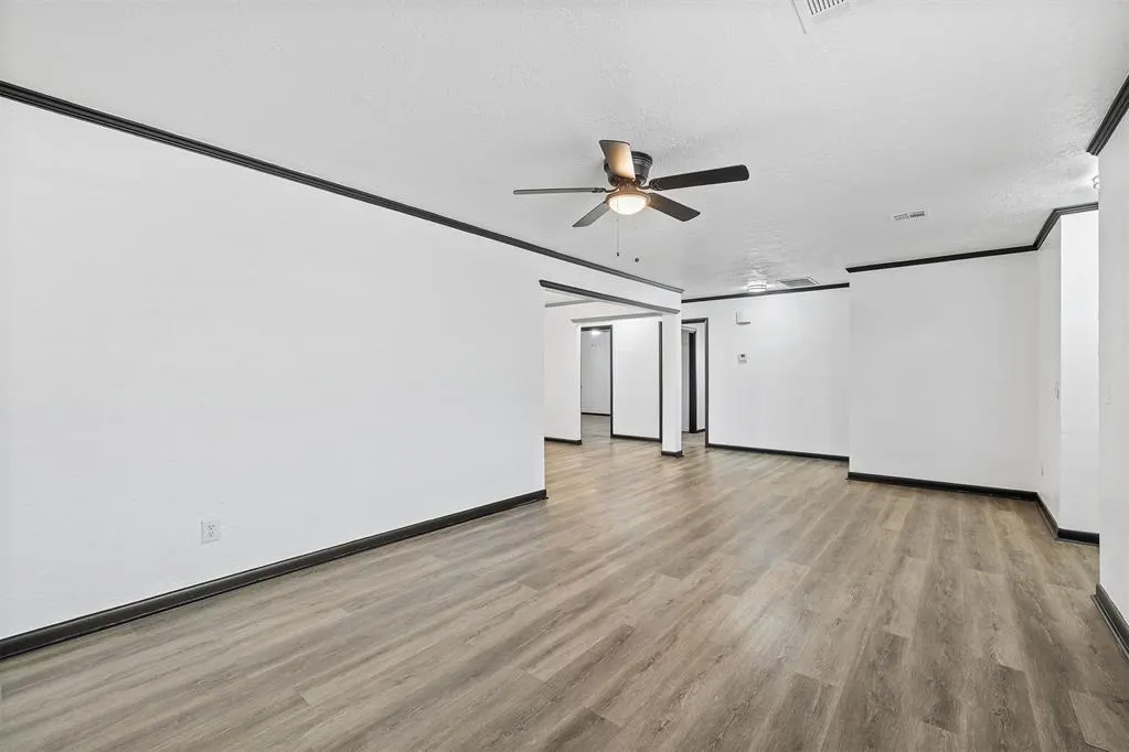 Photo 7 — 4908 N Warren Avenue, Oklahoma City, OK 73112