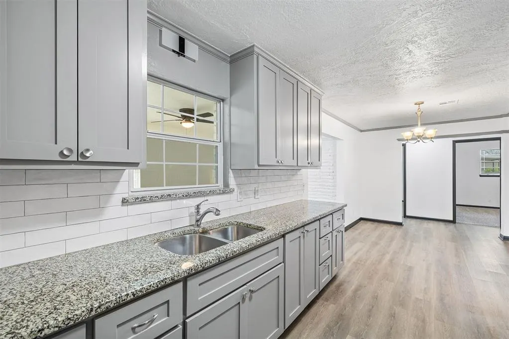 Photo 10 — 4908 N Warren Avenue, Oklahoma City, OK 73112
