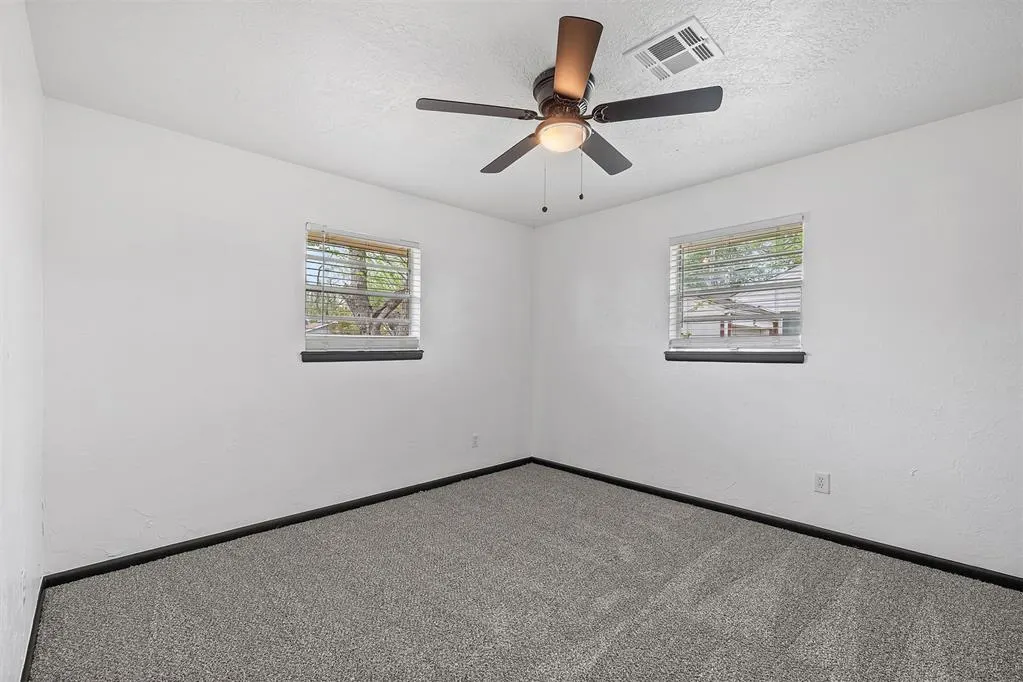Photo 18 — 4908 N Warren Avenue, Oklahoma City, OK 73112
