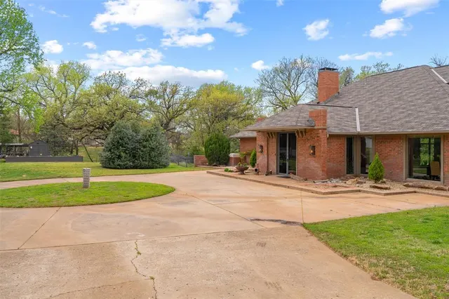 Photo 2 — 14901 N Western Avenue, Edmond, OK 73013