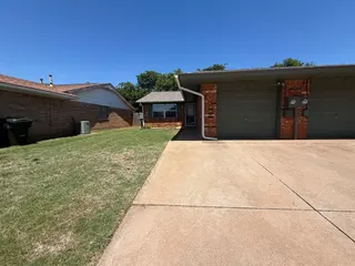 Sold home at 1015 Swan Lake Court