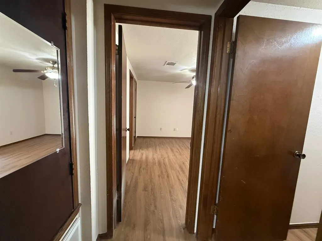 Photo 17 — 1015 Swan Lake Court, Edmond, OK 73003