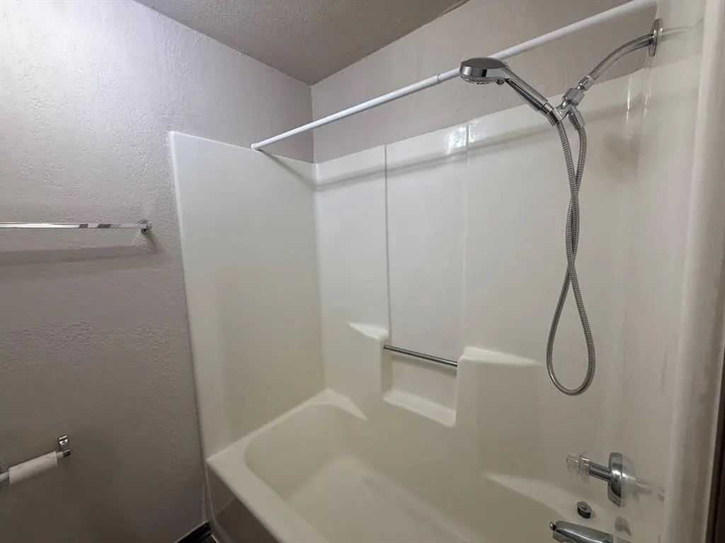 Photo 26 — 1015 Swan Lake Court, Edmond, OK 73003