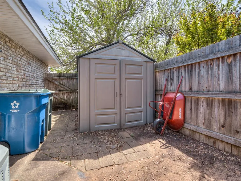 Photo 27 — 701 Pepperdine Avenue, Edmond, OK 73013