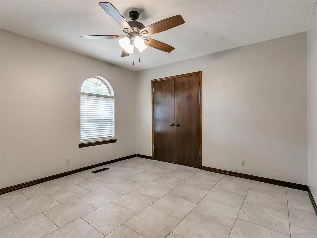 Photo 15 — 1213 Westbrooke Terrace, Norman, OK 73072
