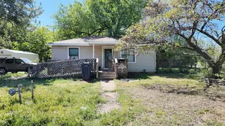 Sold home at 3901 S Magnolia Street