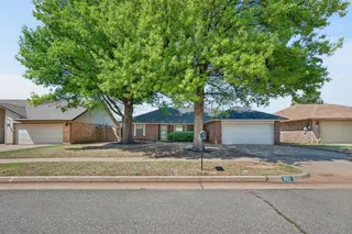 Sold home at 821 Rolling Hills Terrace