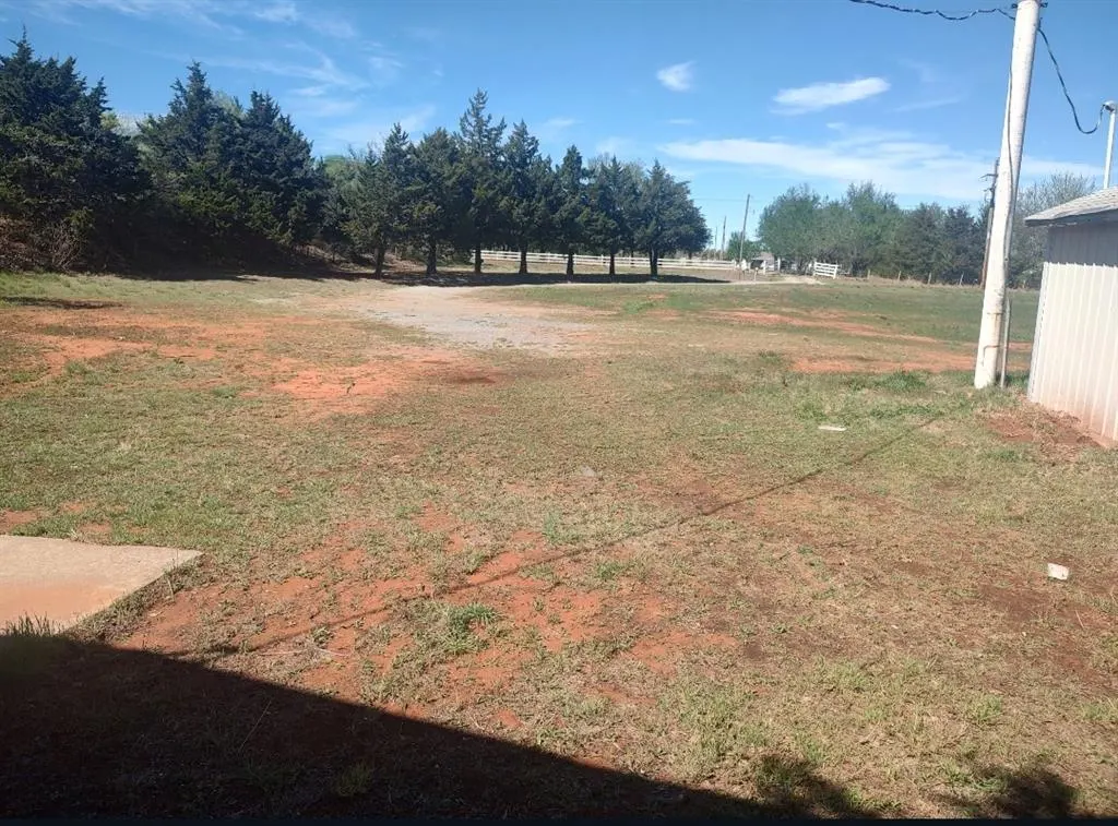 Photo 4 — 2489 County Road 1230, Blanchard, OK 73010