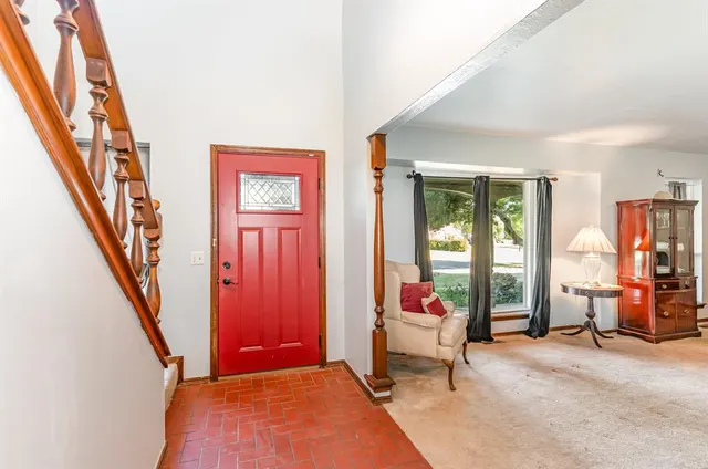 Photo 5 — 6636 Whitehall Drive, Oklahoma City, OK 73132