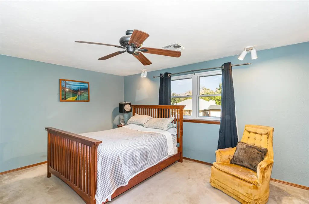 Photo 19 — 6636 Whitehall Drive, Oklahoma City, OK 73132