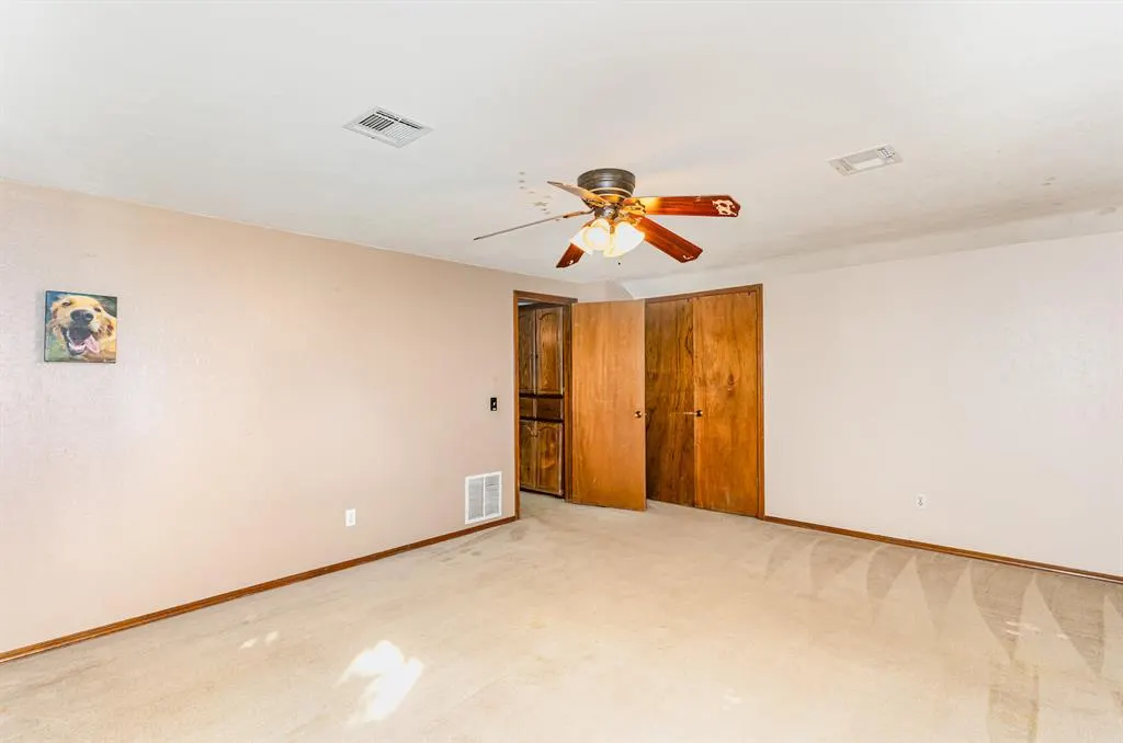 Photo 33 — 6636 Whitehall Drive, Oklahoma City, OK 73132