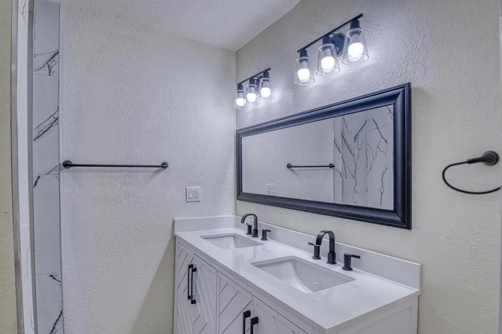 Photo 4 — 2625 SW 55th Street, Oklahoma City, OK 73119