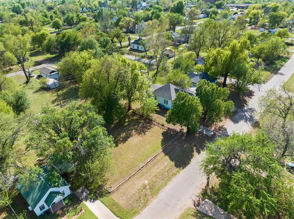 Photo 49 — 1617 W Logan Avenue, Guthrie, OK 73044