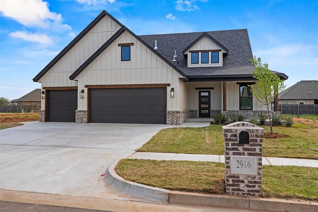 Front exterior — 2916 River Birch Lane, Yukon, OK 73099