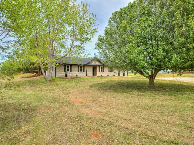 Photo 4 — 2290 County Road 1222, Blanchard, OK 73010