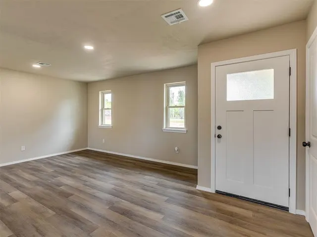 Photo 8 — 2290 County Road 1222, Blanchard, OK 73010
