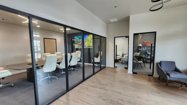 Photo 2 — 1901 W 33rd Street 120, Edmond, OK 73013