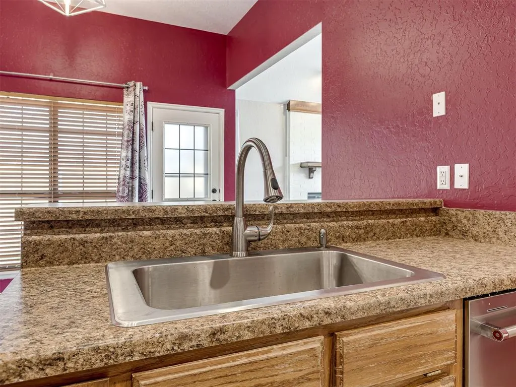 Photo 13 — 2021 Gerrie Street, Midwest City, OK 73130