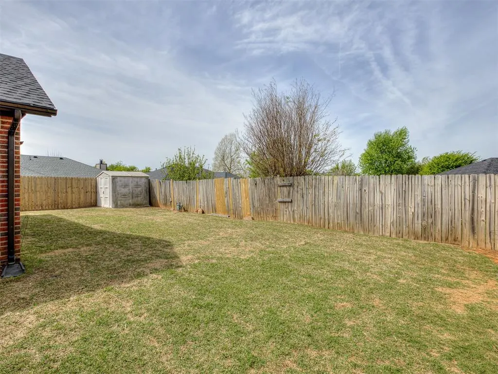 Photo 36 — 2021 Gerrie Street, Midwest City, OK 73130